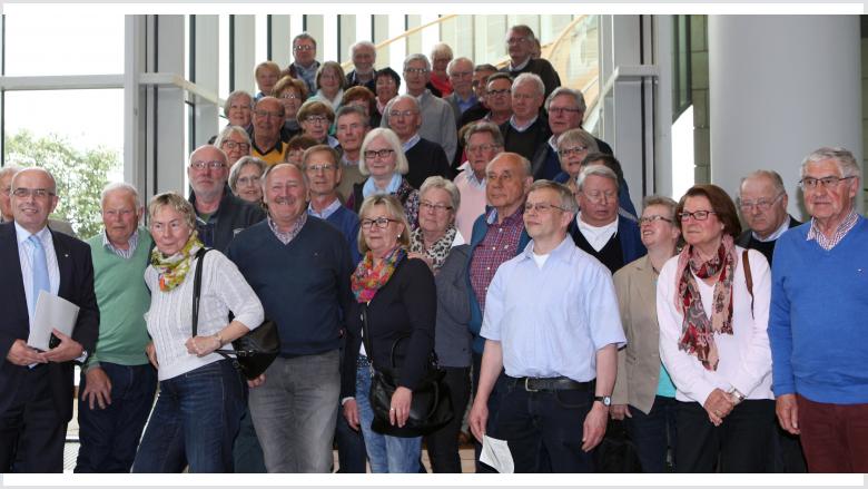Treffen im Landtag mit Lipperinnen und Lippern 150504_eindrucksvollerblickhinterdiekulissen_kern-2015-29-04-01